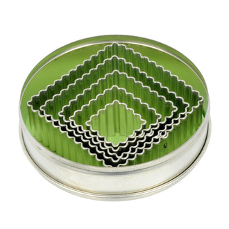 Stampini in scatola 5 pezzi festonati CM 3-11