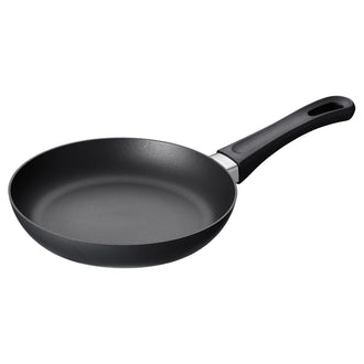 Padella "Classic Induction", confezionata in banderuola cm Ø20(14,8)x5,7